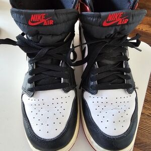 Nike Air Black and White Sneakers